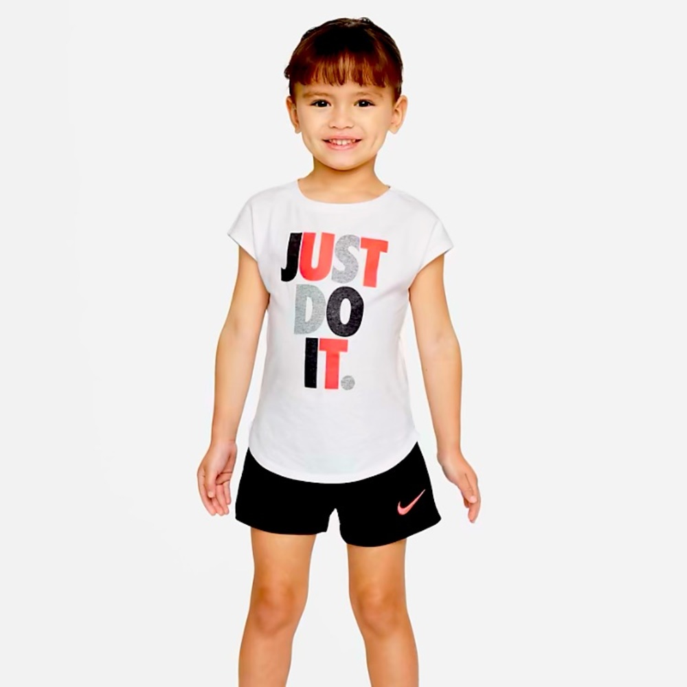 Brand New w/tags Girls Nike Toddler Short Outfit